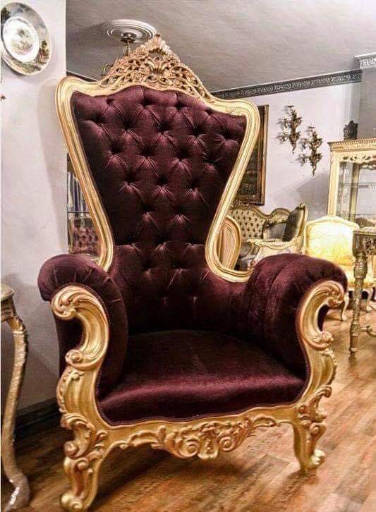 Royal chair